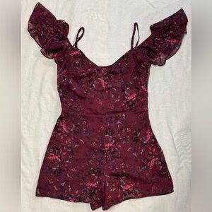 Guess Carloyta Floral Print Flutter Sleeve‎ Romper Cold Shoulder Ruffles 4 Small